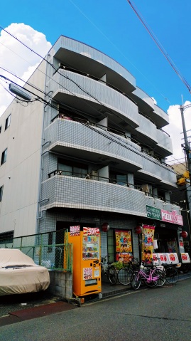 ロイヤル三津屋