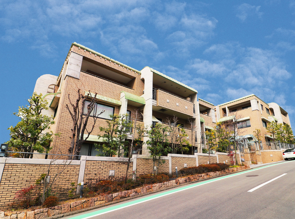 グランパラッシオ甲陽園