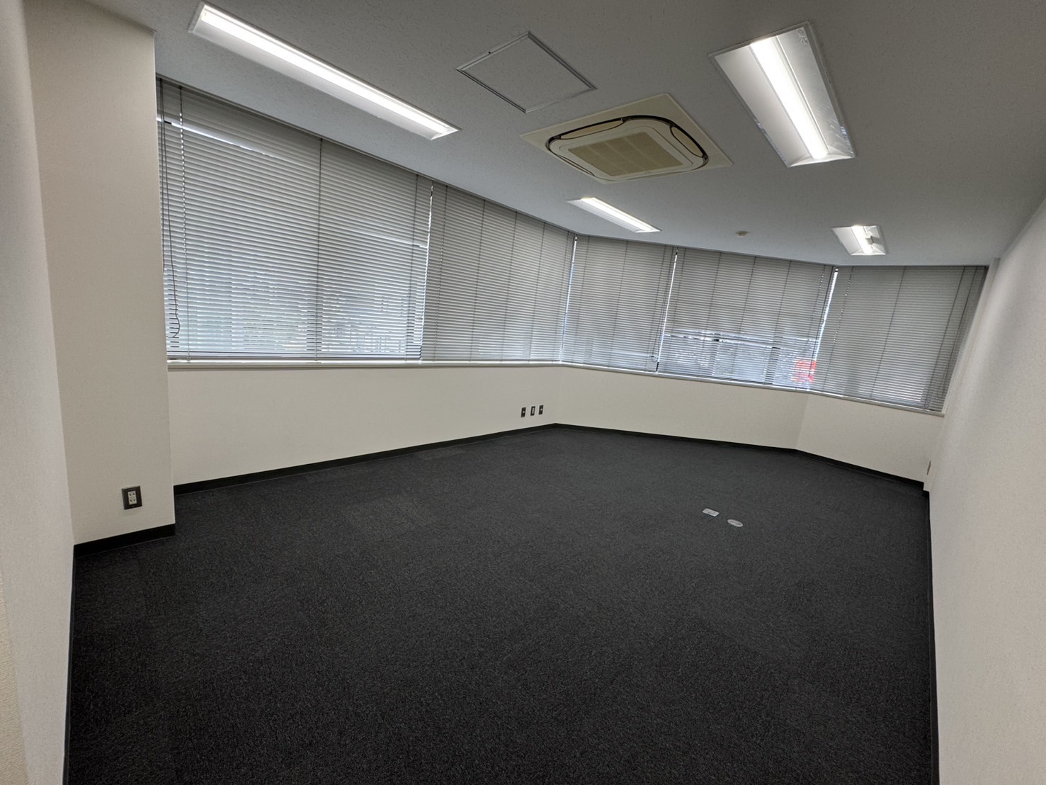 SANWAトレーディングビル